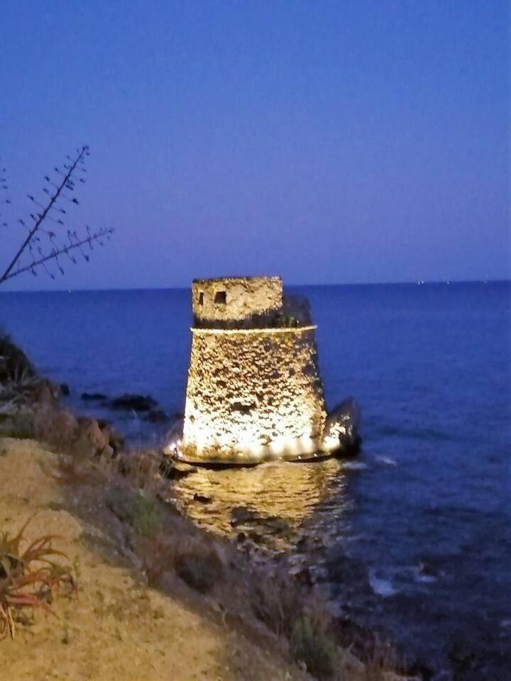 Casa Gialla Imperia Bagian luar foto